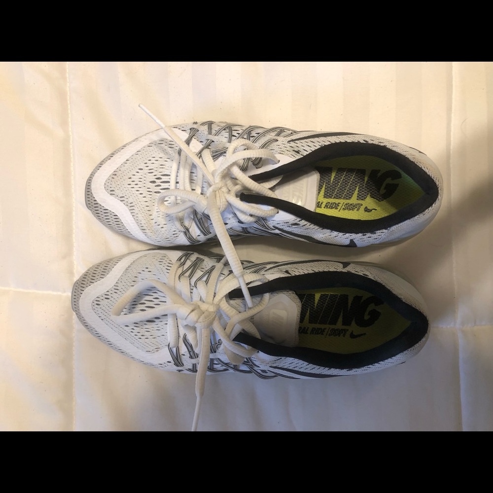 ❤️very comfy Nike AirMax running shoes❤️